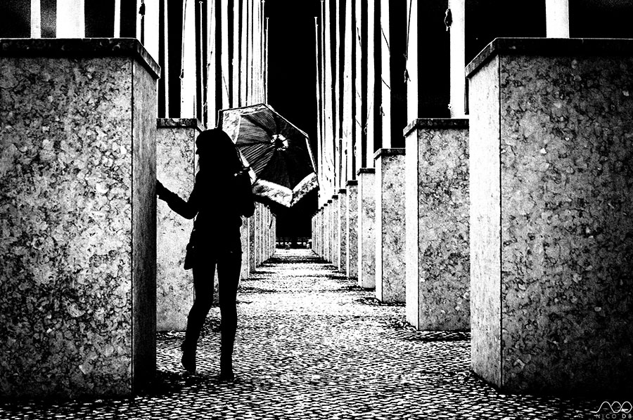 A girl with an umbrella (Nicola Dotto)